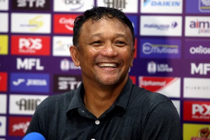 Fandi mendedahkan pasukannya tiada padang untuk berlatih.
