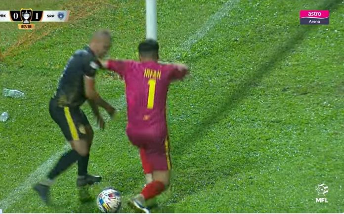 Zarif Irfan kad merah