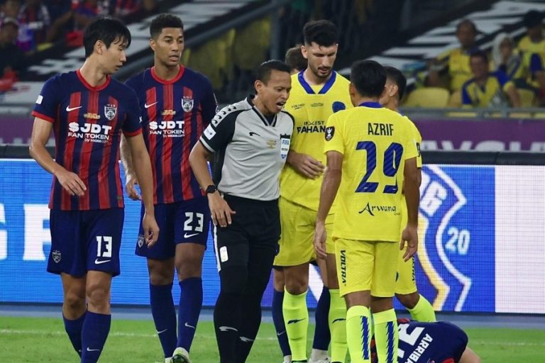 Razlan Jofri dikecam teruk