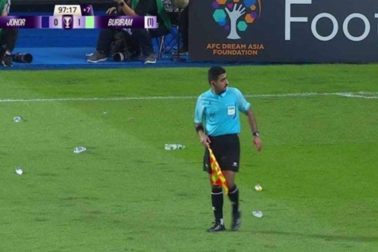JDT didenda AFC gara-gara sikap tidak profesional penyokong.