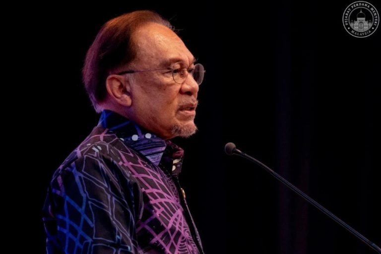 “Kalau Tak Menang Emas di LA 2028, Anda Hadapi Masalah” – Anwar