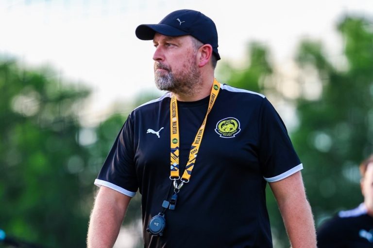 Cklamovski tidak berselindung menyatakan pembangunan bolasepak Malaysia sudah rosak dan tidak berfungsi.