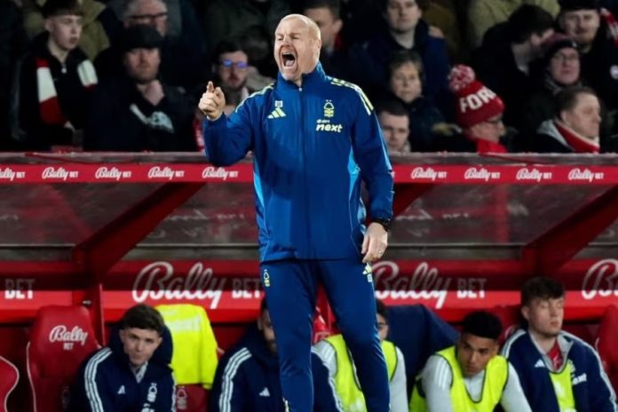 Dyche Nottingham Forest mencipta sejarah tidak diingini apabila memecat pengurus buat kali ketiga dalam tempoh tidak sampai semusim.