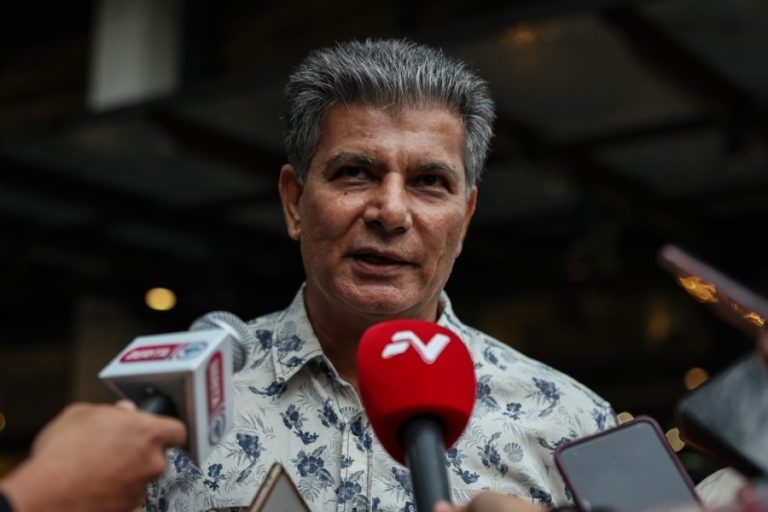 Sarjit Singh Piala Dunia